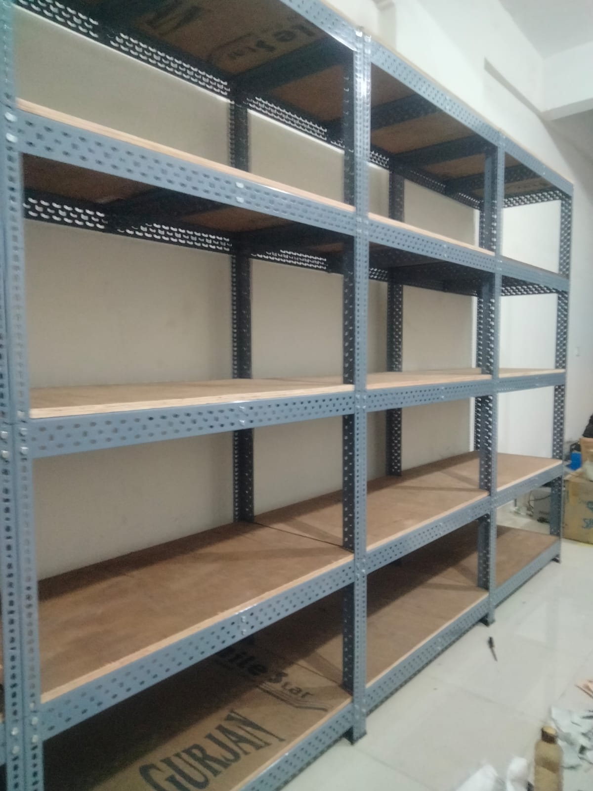 Heavy Duty Slotted Angle With Ply Rack